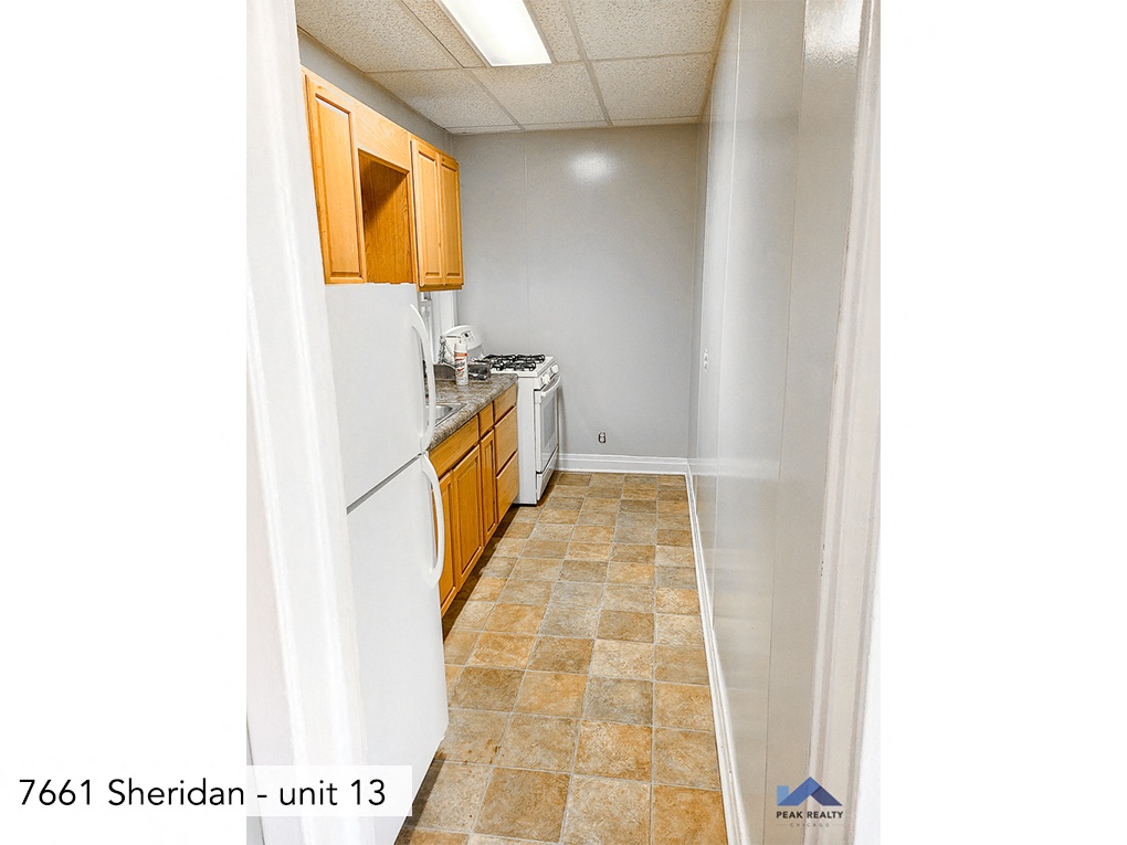 7661 N. Sheridan Rd.